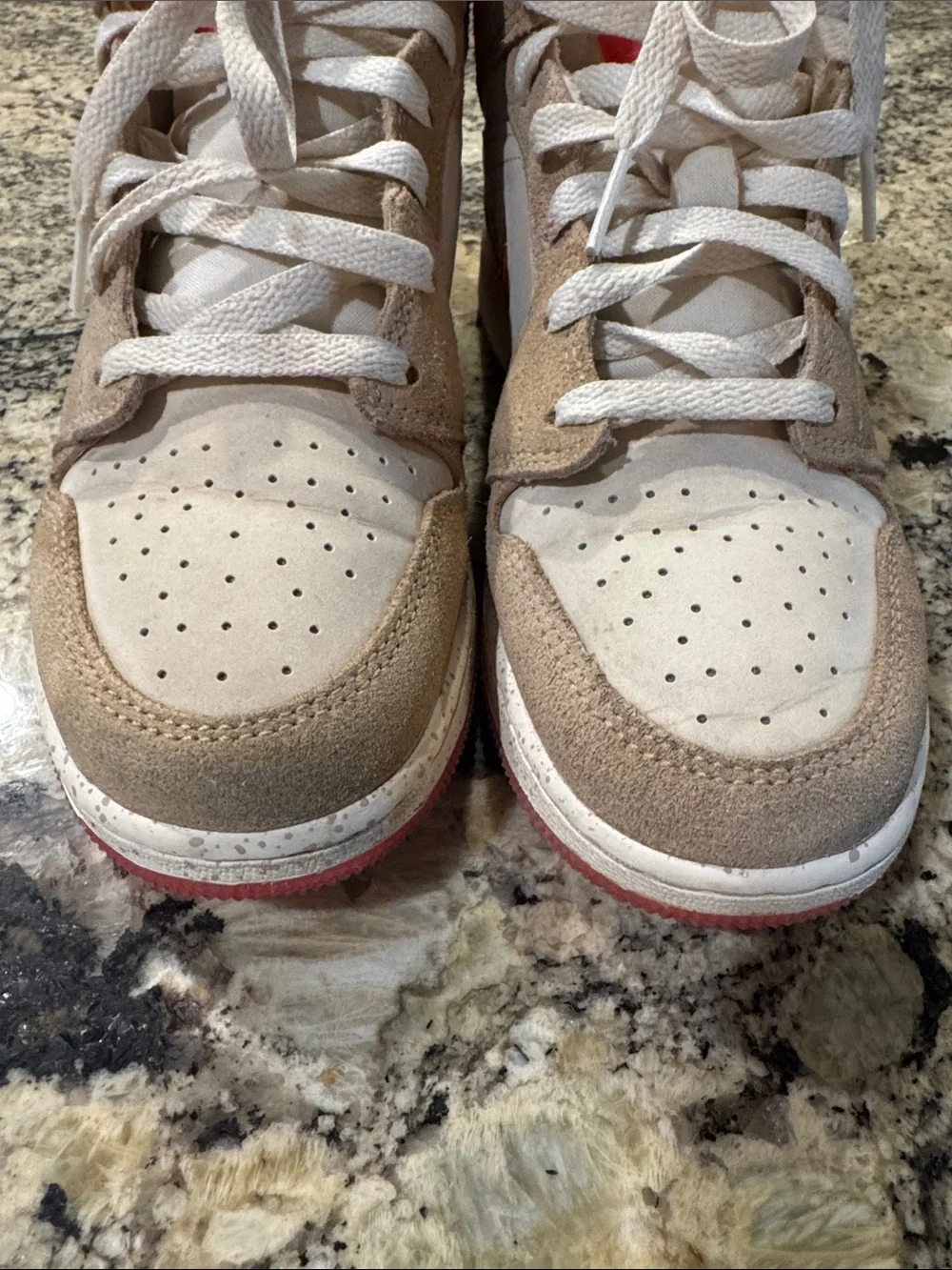Nike Kids Air Jordan Mid-Top Sneakers in Beige, pink